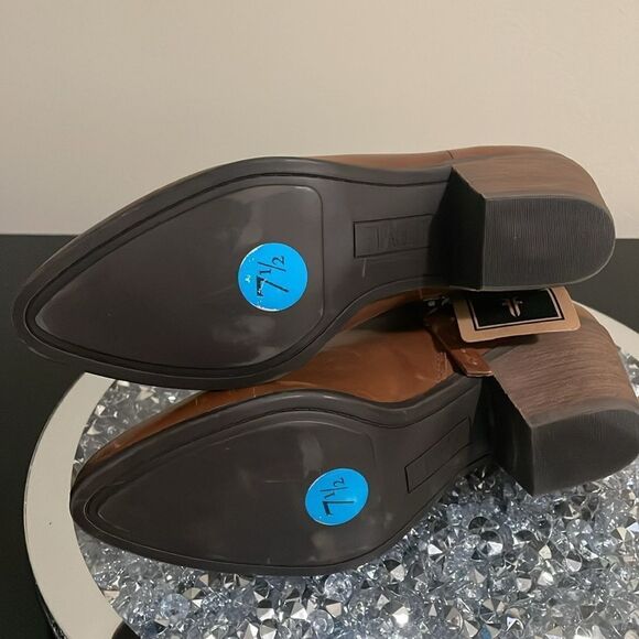 New with tags FRYE brown cognac genuine leather western country ankle booties - Picture 10 of 12